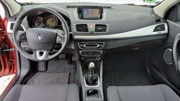 Renault Megane III Coupe 1.6 16v 110KM 2009 Renault Megane Coupe 1.6i 110kM Klima Navi Keyless Xenon Bluetooth Temp. G, zdjęcie 4