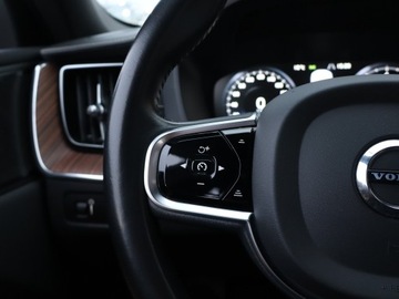 Volvo XC60 II Crossover T4 190KM 2020 Volvo XC60 T4, Salon Polska, Serwis ASO, Automat, zdjęcie 15