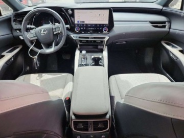 Lexus RX V 2024 Lexus RX 350 Premium 2024 2.4 Benzyna 275KM, zdjęcie 8