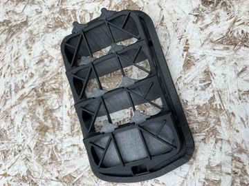 MŘÍŽKA VENTILAČNÍ KUFRU MAZDA MX-30 MX30 20-