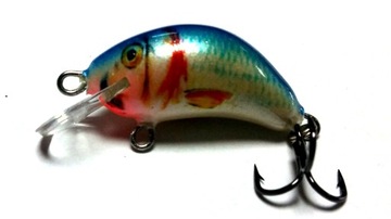 Wobler Kenart Hunter 3cm 3g pływający pstrąg okoń NRB