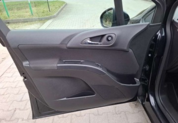 Opel Meriva II Mikrovan 1.4 Turbo ECOTEC 120KM 2011 Opel Meriva Opel Meriva 1.4 Active 1.4 Benzyna 120KM, zdjęcie 15