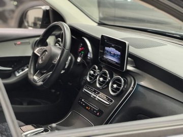 Mercedes GLC C253 SUV 2.1 220 d 170KM 2018 Mercedes-Benz GLC 220 4Matic AMG Line / Kamera cof, zdjęcie 36