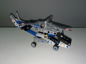 LEGO Technic 42020 - Спасательный вертолет ОПИСАНИЕ