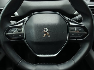 Peugeot 3008 II Crossover 1.2 PureTech 130KM 2019 Peugeot 3008 1.2 PureTech, Salon Polska, zdjęcie 18