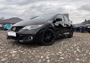 Honda Civic IX Hatchback 5d Facelifting 1.8 i-VTEC 142KM 2016 Honda Civic 1.8B 142KM zadbana salon Polska navi kamera 1.8 Benzyna 142KM