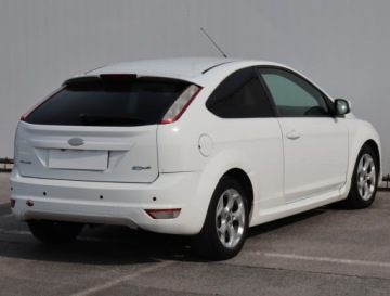 Ford Focus II Hatchback 5d 1.6 Duratorq TDCi 90KM 2009 Ford Focus 1.6 TDCi, Klima, Klimatronic,ALU, zdjęcie 4