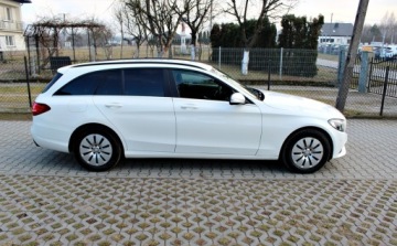 Mercedes Klasa C W205 2015 Mercedes-Benz Klasa C 1.6D Led High Performance Navi Klimatyzacja Gwar, zdjęcie 3
