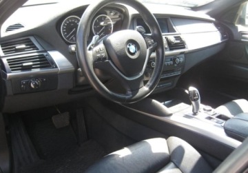 BMW X6 E71 Crossover xDrive40d 306KM 2010 BMW X6 Polski Salon. ROZRZAD PO WYMIANIE . PO PELNYM Serwisie. Stan Idealny, zdjęcie 4