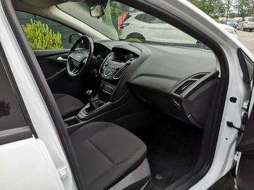Ford Focus III Kombi Facelifting 1.0 EcoBoost 100KM 2017 Ford Focus 1.0 ECOBOST 100KM Klima Isofix P. fote, zdjęcie 18