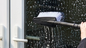 Щетка для мытья под мойками высокого давления BOSCH.