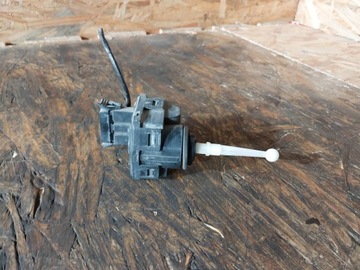 Silnik silniczek regulacji lampy BMW E36 8363925 67168363925