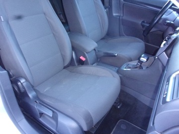 Volkswagen Golf VI Variant 1.6 TDI-CR DPF BlueMotion 105KM 2010 Volkswagen Golf Automat Bluemotion, zdjęcie 16