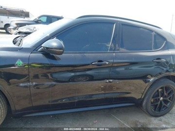 Alfa Romeo Stelvio SUV Facelifting 2.0 Turbo 280KM 2020 Alfa Romeo Stelvio 2020r., TI Sport, 2.0l., od ubezpieczalni 2.0 Benzyna, zdjęcie 3