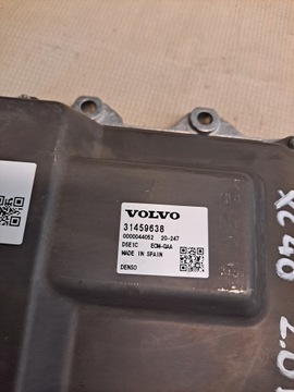 ŘÍZENÍ MOTORU VOLVO XC40 2.0B 31459638