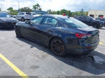 Maserati Ghibli III 2023 Maserati Ghibli 2023r, Modena, 3.0L 3.0 Benzyna 424KM, zdjęcie 9