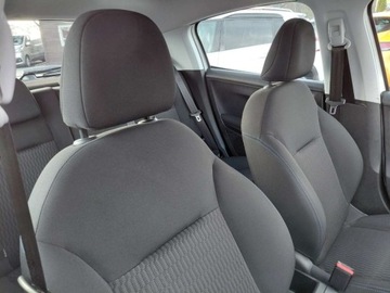 Peugeot 208 I Hatchback 5d Facelifting 1.2 PureTech 82KM 2019 Peugeot 208 Klimatyzacja Kamera Komputer Tempomat 1.2 Benzyna 82KM, zdjęcie 16
