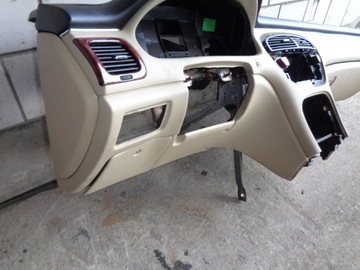 DESKA ROZDĚLOVAČE PEUGEOT 607 FL