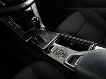 Hyundai i40 Kombi Facelifting 2.0 GDI 165KM 2015 Hyundai i40 Automat Navi Czujniki perkowania, zdjęcie 30