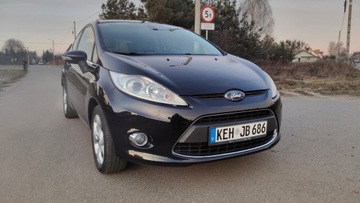 Ford Fiesta 2010 Ford Fiesta Ford Fiesta 1.25 benzyna 82KM Czarna Z Niemiec 1.3 82KM, zdjęcie 4