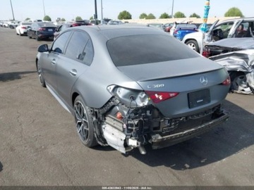 Mercedes Klasa C W206 2023 Mercedes-Benz Klasa C C300, od ubezpieczalni 2.0 Benzyna 255KM, zdjęcie 4