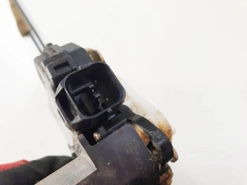 MITSUBISHI GRANDIS 2004R ZÁMEK DVEŘE PRAVÝ ZADNÍ EU