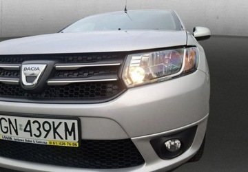 Dacia Sandero II Hatchback 5d TCe  90KM 2015 Dacia Sandero BDB stan - klima - hak - tempomat - czujniki z tylu Benzyna, zdjęcie 8