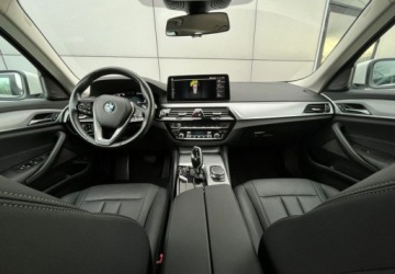BMW Seria 5 G30-G31 Touring Facelifting 2.0 520d 190KM 2022 BMW Seria 5 xDrive Skora Automat Navi Kamera Head Up FV23 2.0, zdjęcie 18