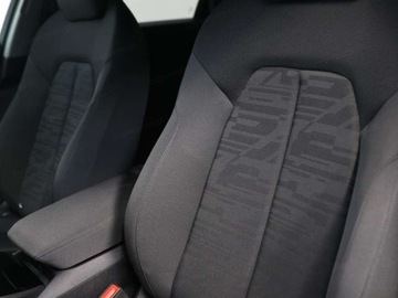 Audi A5 B10 Limousine 2.0 TDI 204KM 2025 AUDI A5 TDI S line Hatchback 2.0 (204 KM) 2025, zdjęcie 4