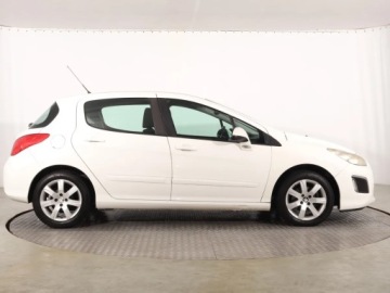 Peugeot 308 I Hatchback 5d Facelifting 1.6 e-HDI FAP STT 112KM 2013 Peugeot 308 1.6 HDi, Klima, Klimatronic, Tempomat, zdjęcie 5
