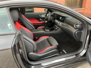 Mercedes Klasa E W213  Coupe AMG Facelifting 3.0 E53 435KM 2021 Mercedes-Benz Klasa E 3.0 benzyna 435 KM E 53 AMG 4 matic NISKI PRZEBI, zdjęcie 27