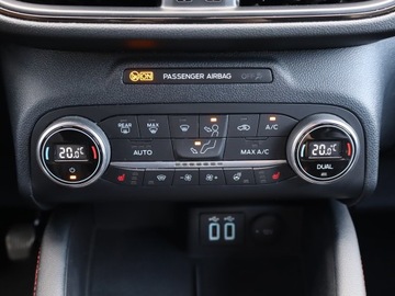 Ford Kuga III SUV 1.5 EcoBoost 150KM 2021 Ford Kuga 1.5 EcoBoost, Salon Polska, zdjęcie 19