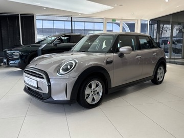Mini Mini F56 Hatchback 3d Facelifting II Cooper 136KM 2023 MINI Cooper CarPlay / LED / Pakiet oświetlenia / S