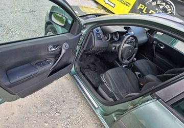 Renault Megane II Kombi 2.0 i 16V 135KM 2004 Renault Megane Renault Megane 2.0 BenzynaLPG 136KM, zdjęcie 11