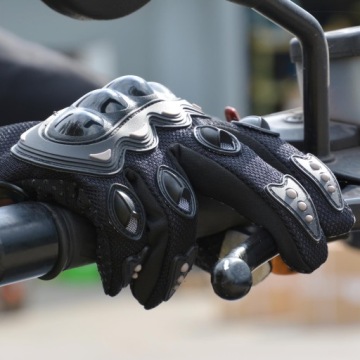 МОТОЦИКЛЕТНЫЕ ПЕРЧАТКИ ЛЕГКИЕ ВОЗДУШНЫЕ КОРОТКИЕ L