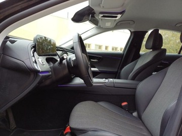Mercedes Klasa E W214 Sedan 2.0 220d 197KM 2024 Mercedes-Benz E 220, zdjęcie 16