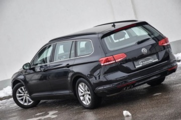 Volkswagen Passat B8 Variant 2.0 TDI 190KM 2015 Volkswagen Passat Variant VW PASSAT 2.0TDI 190KM DSG NAVI HAK Masaze Gwara, zdjęcie 8