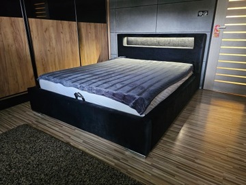 Łóżko tapicerowane 160x200, LED, stelaż, opcjonalnie USB, pojemnik