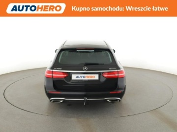 Mercedes Klasa E W213 2019 Mercedes E 200 mHEV 4x4 automat full LED, zdjęcie 5