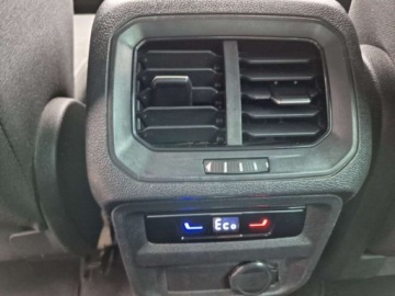 Volkswagen Tiguan II 2022 Volkswagen Tiguan plug-in Martwe pole Virtual 1.4 Hybryda Plug-in 150KM, zdjęcie 24