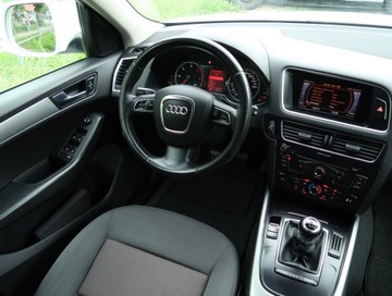 Audi Q5 I SUV Facelifting 2.0 TDI 143KM 2012 Audi Q5 2.0 TDI, 4X4, Xenon, Bi-Xenon, Klima, zdjęcie 6