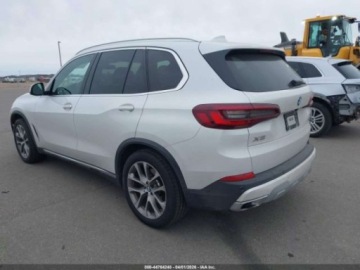 BMW X5 G05 2022 BMW X5 XDrive40I 2022 3.0 Benzyna 335KM, zdjęcie 2