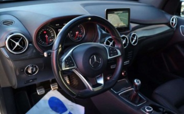 Mercedes Klasa B W246 Sports Tourer Facelifting 1.6 200 156KM 2016 Mercedes-Benz Klasa B Mercedes-Benz Klasa B 200 UrbanStyle Edition 1.6, zdjęcie 9