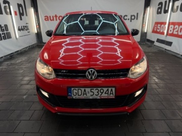 Volkswagen Polo V 2013 Volkswagen Polo R-Line 1.2 TSI Highline 2013 3D VAT Marza 1.2 Benzyna 90KM, zdjęcie 2