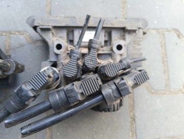 ZAWÓR MODULATOR TYLNEJ OSI KNORR K050212 EBS SCANIA R NGS EURO 6