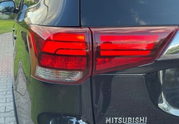 Mitsubishi Outlander III SUV Facelifting 2015 2.2 DI-D 150KM 2016 Mitsubishi Outlander 2,2 150KM AWD AUTOMAT 7os FullLED I wlasciciel Salon, zdjęcie 15