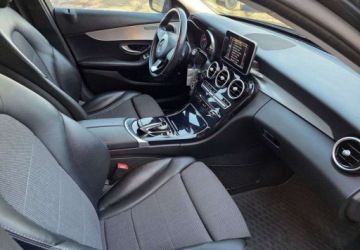 Mercedes Klasa C W205 Limuzyna 180 156KM 2016 Mercedes-Benz Klasa C Mercedes-Benz Klasa C 1.6 Benzyna 156KM, zdjęcie 9