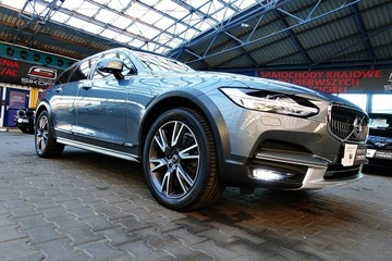 Volvo V90 II Kombi 2.0 D5 235KM 2019 Volvo V90 Cross Country I-wł Kraj Bezwypad FV23%, zdjęcie 8