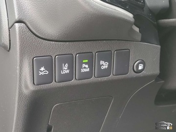 Mitsubishi Outlander III 2019 Mitsubishi Outlander PHEV 224KM 2019r 14TysKm 13.8kWh 4WD Plug-in Stan ide, zdjęcie 19