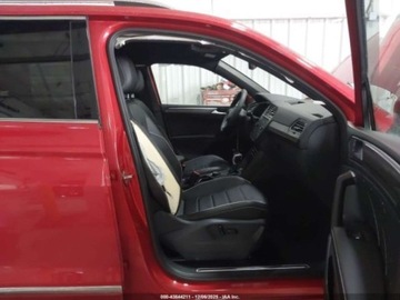 Volkswagen Tiguan II SUV Facelifting 2.0 TSI 190KM 2023 Volkswagen Tiguan 2.0 190 KM, 4x4, SEL R-LINE, VC, autoryzowany przedstawi, zdjęcie 4